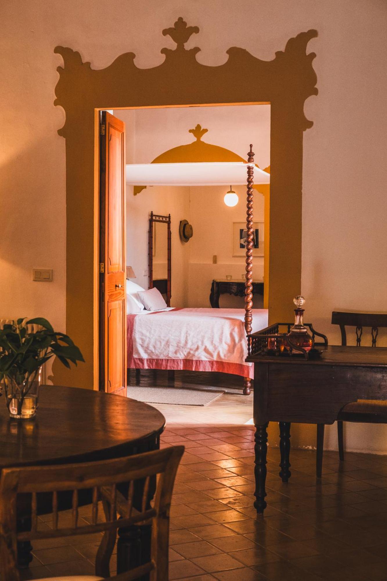 Oliver Moragues Grandhouse & Vineyard Algaida  Luaran gambar
